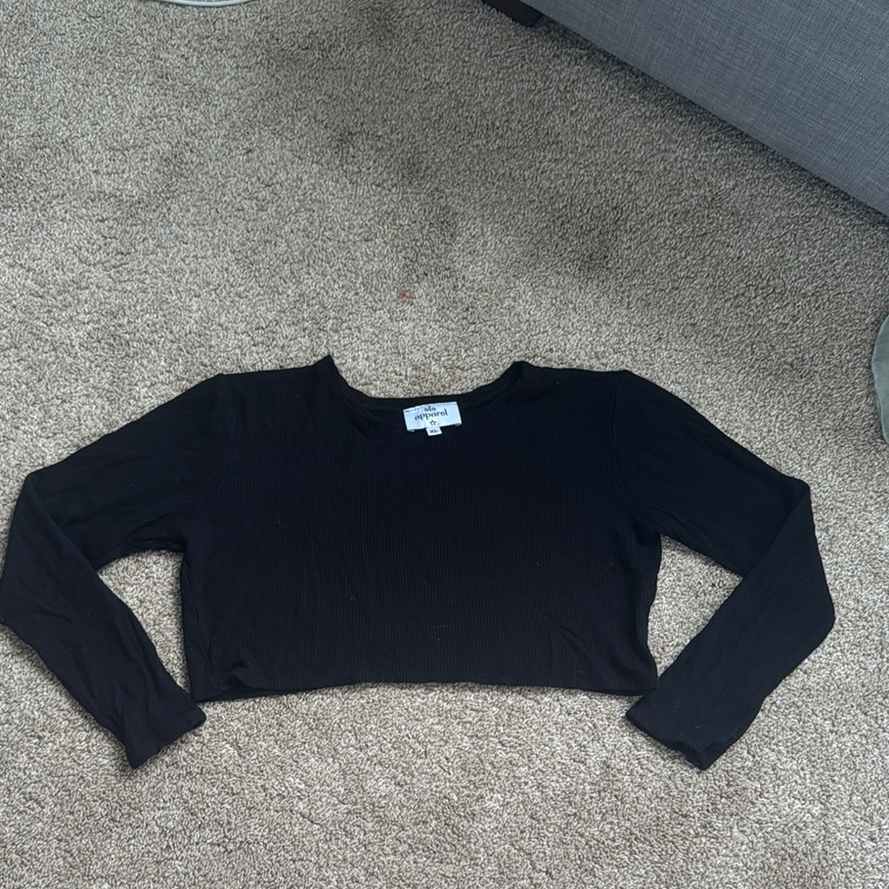 Black Long Sleeve Crop Top